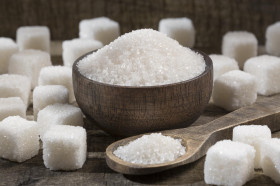 Как уменьшить потребление соли и сахара..